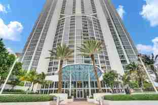 18201 Collins Ave #708 - Photo 1 of 1