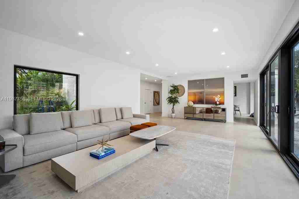 5661 Pine Tree Dr #0 - Photo 7 of 47