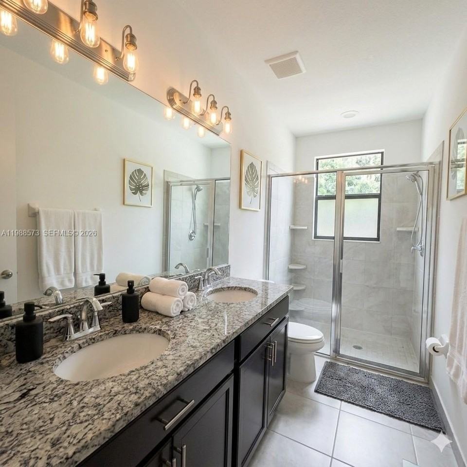 312 Nw 36th Ave - Photo 6 of 8