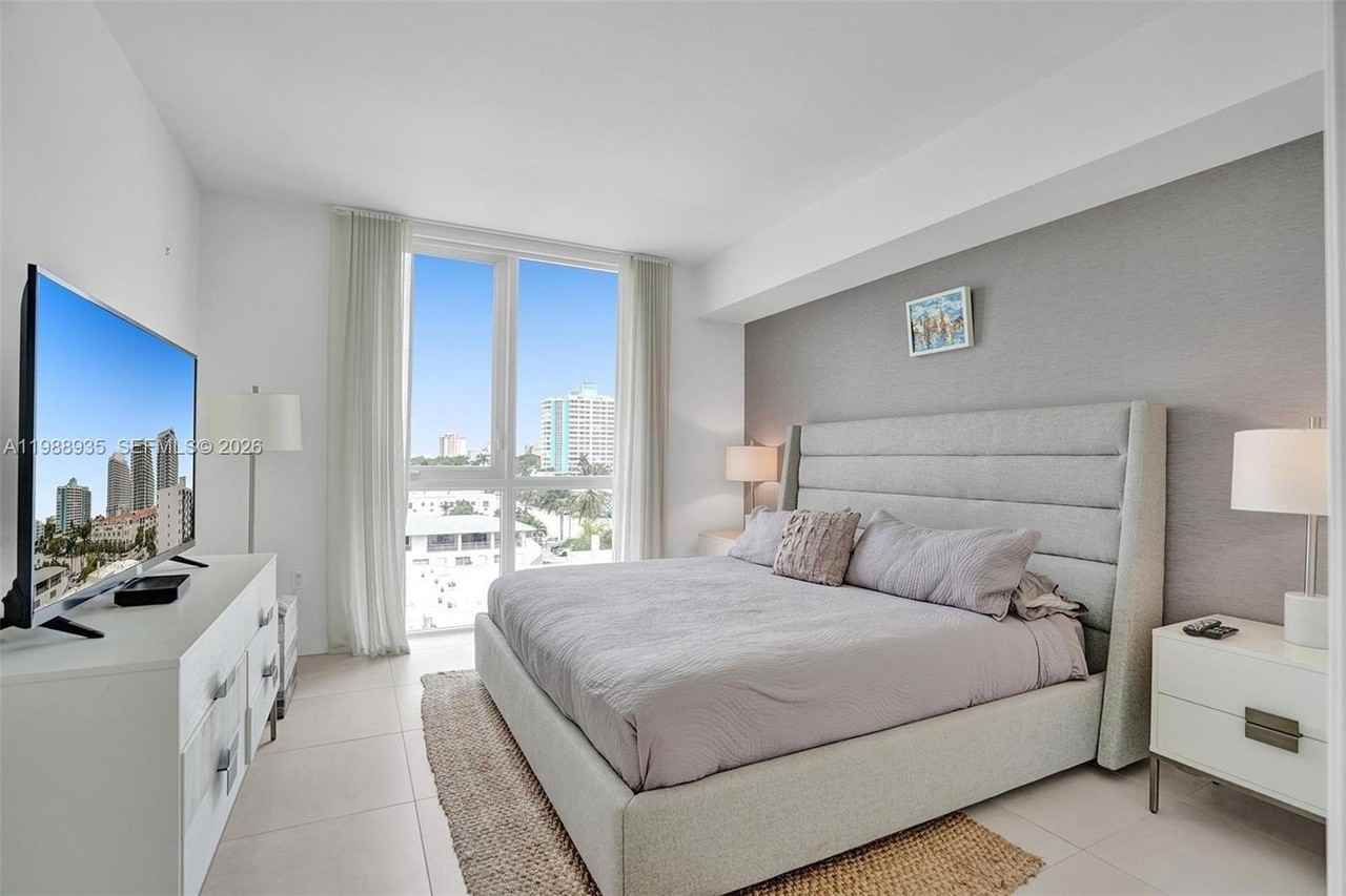 401 N Birch Rd #513 - Photo 5 of 37