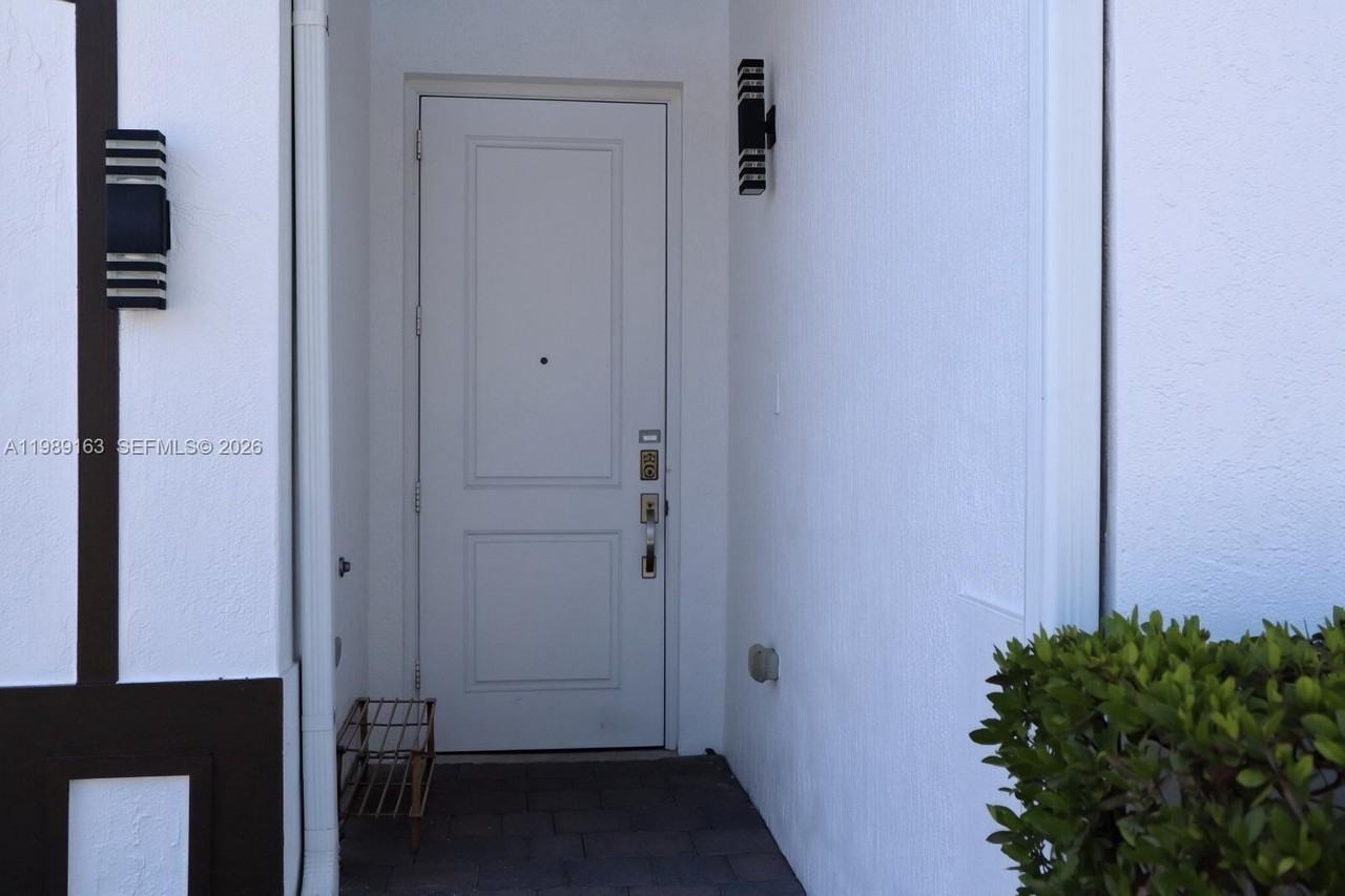 27440 Sw 135th Avenue Rd #27440 - Photo 3 of 24