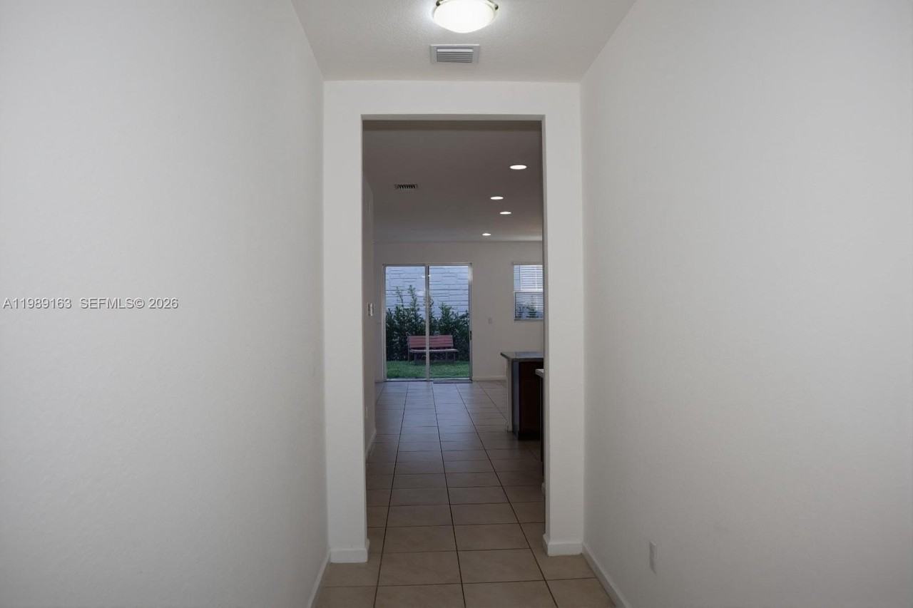 27440 Sw 135th Avenue Rd #27440 - Photo 4 of 24