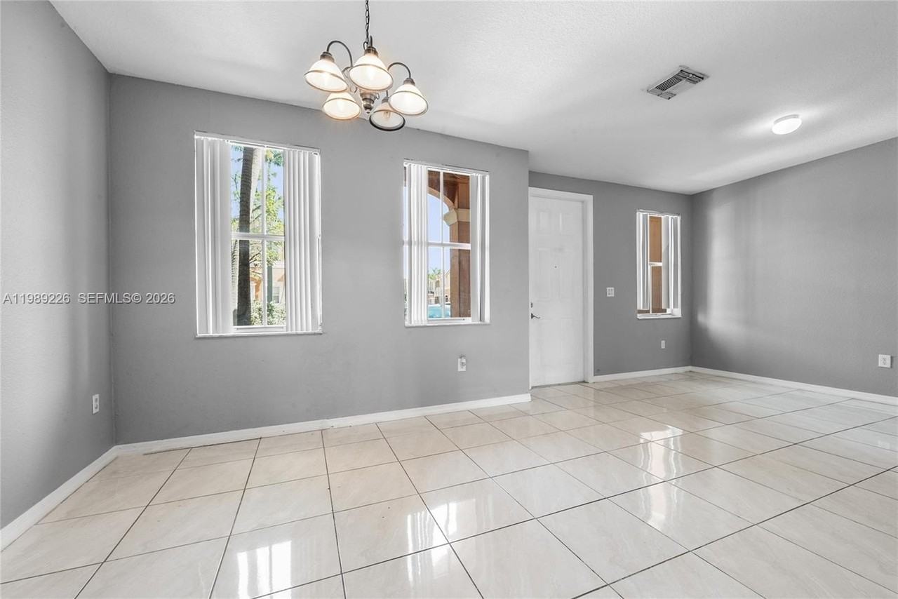 24376 Sw 109th Ct #14376 - Photo 3 of 14