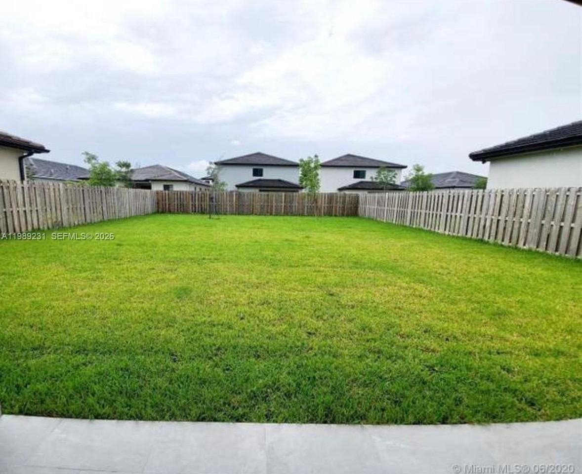 14651 Sw 21st St - Photo 3 of 24