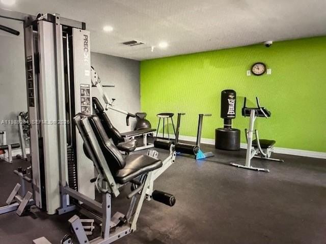 215 Sw 42nd Ave #602 - Photo 5 of 8