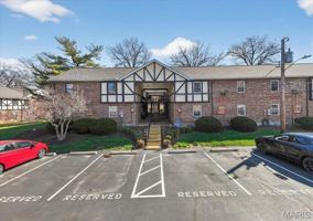 featured image of 1040 Pinegate Dr