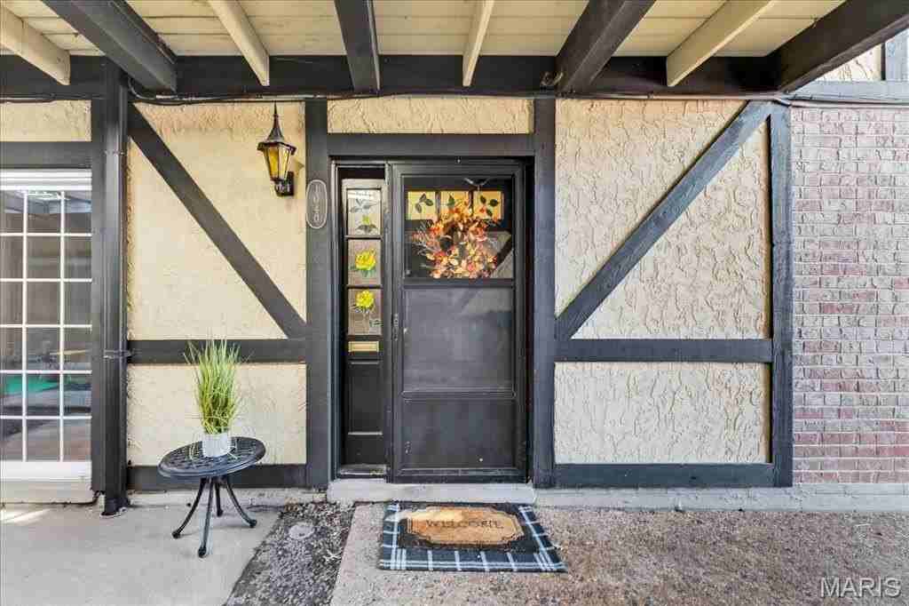 1040 Pinegate Dr - Photo 2 of 18