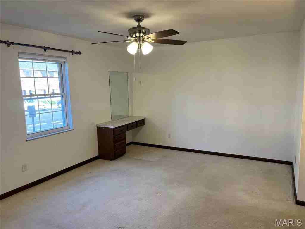 1040 Pinegate Dr - Photo 7 of 18