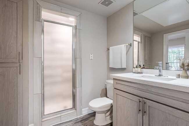 4281 Westheimer Place Dr - Photo 7 of 10