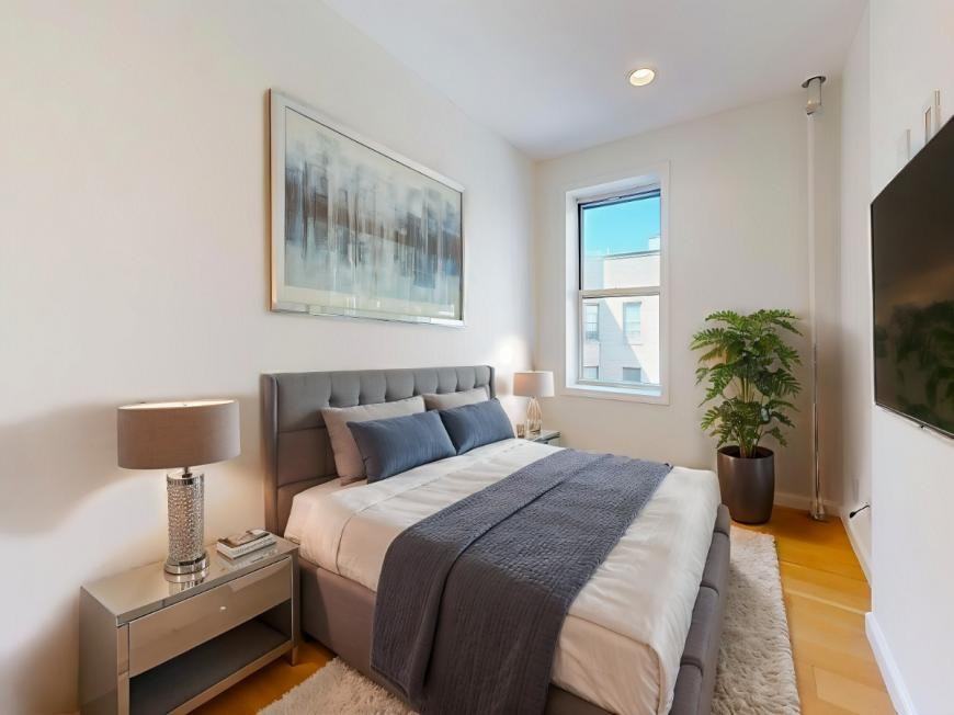 103 Thayer St - Photo 4 of 5