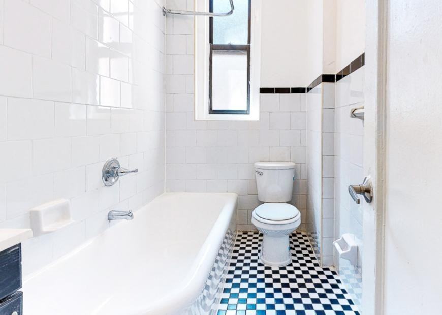 357 Edgecombe Ave - Photo 4 of 4