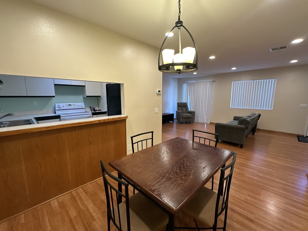 633 Church PlaceUnit 6. #6 - Photo 4 of 32