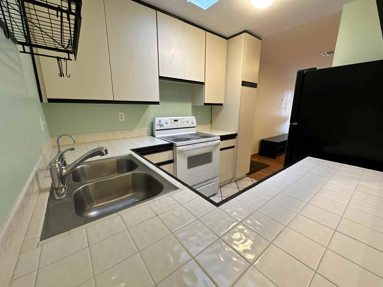 633 Church PlaceUnit 6. #6 - Photo 7 of 32