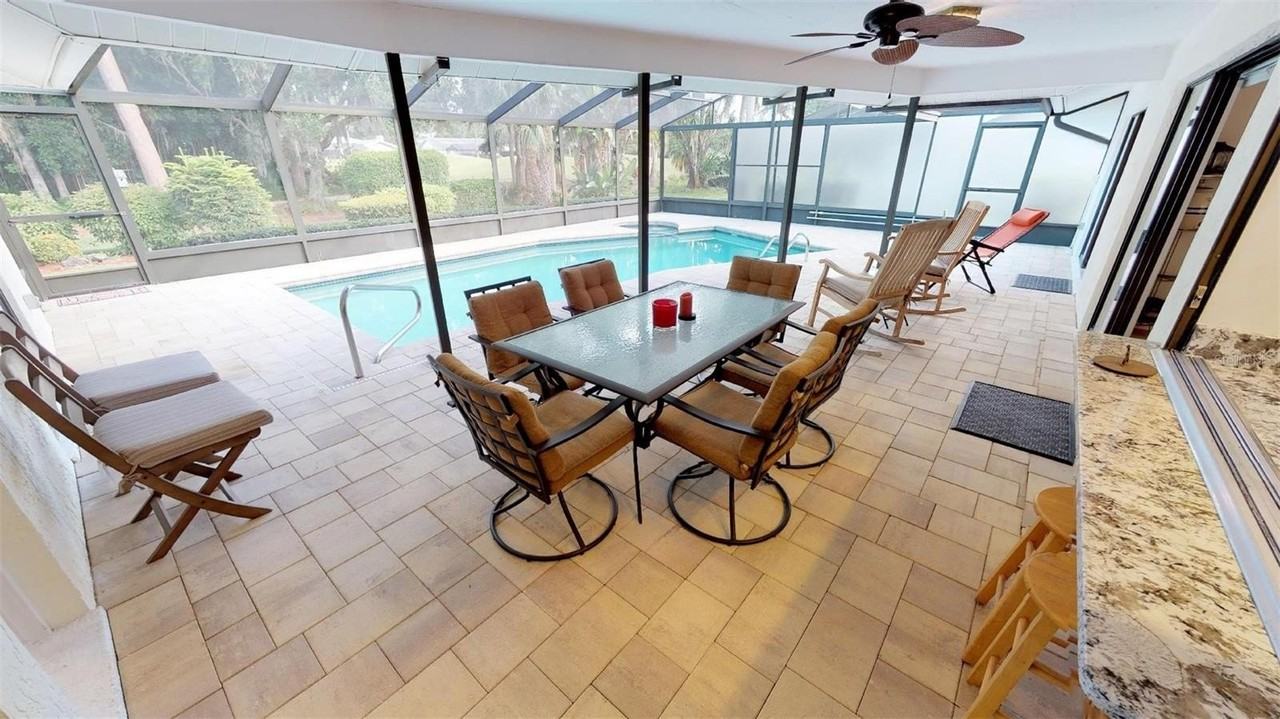 4952 Rutland Gate - Photo 5 of 31