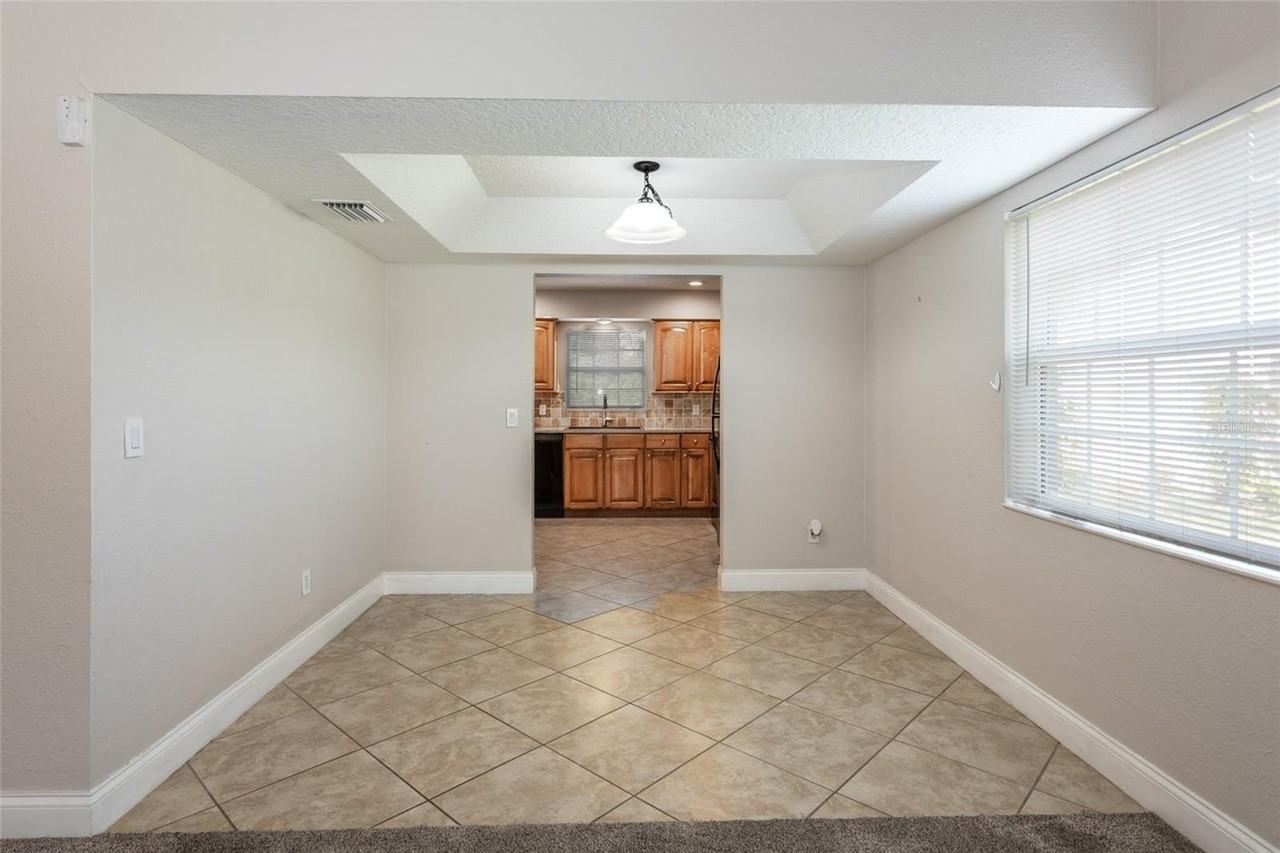 66 Westminster Dr - Photo 6 of 23