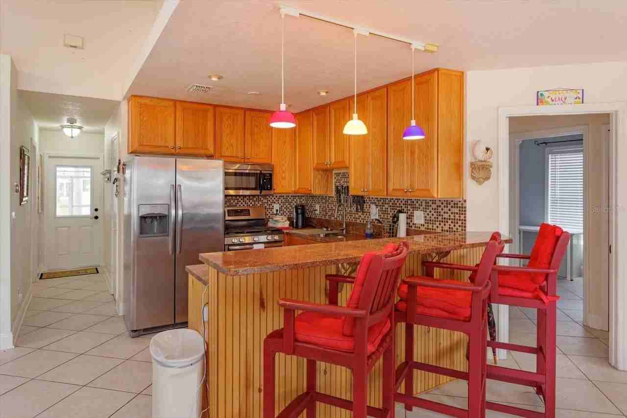 830 E 25th Ave - Photo 5 of 22