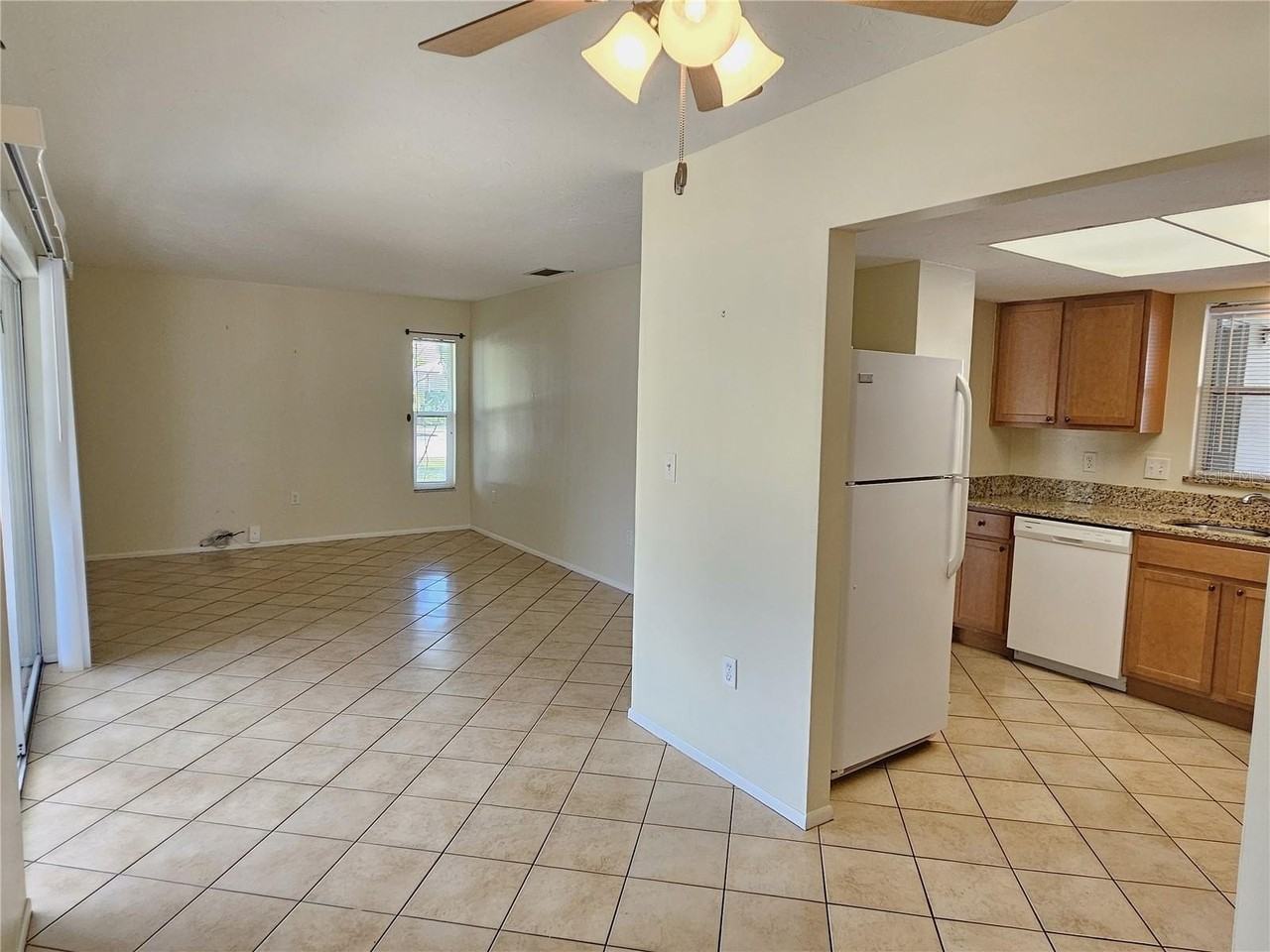 105 Base Ave E - Photo 6 of 31