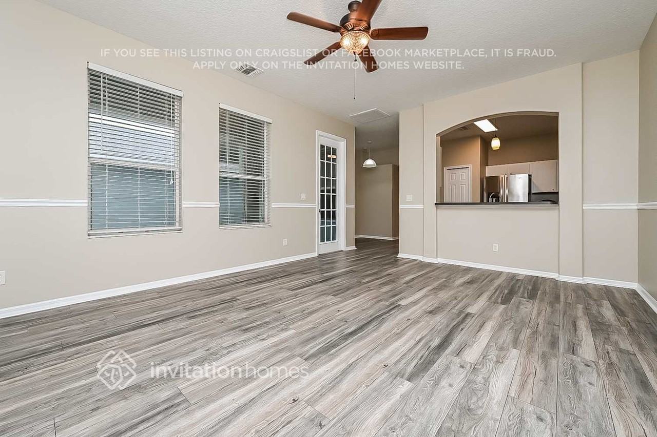 3739 Dogtrot St - Photo 4 of 17