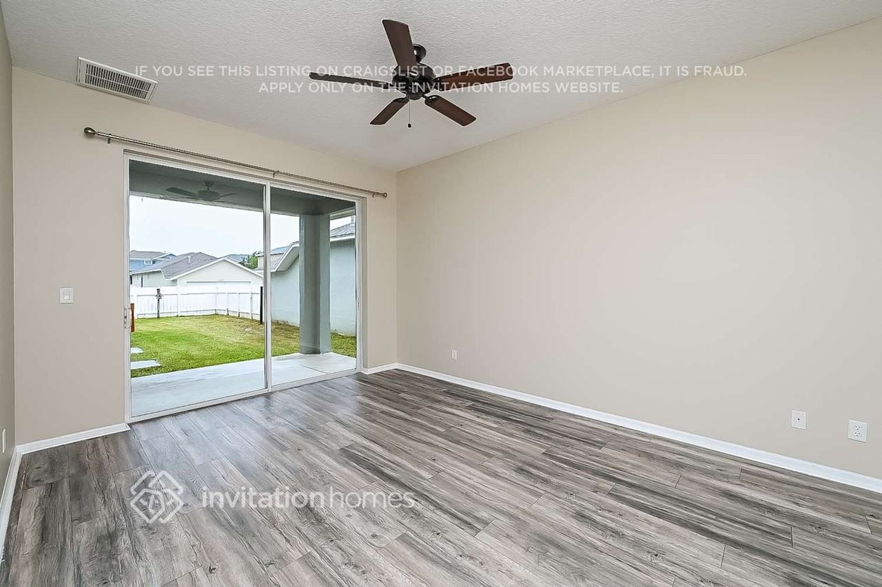 3739 Dogtrot St - Photo 7 of 17