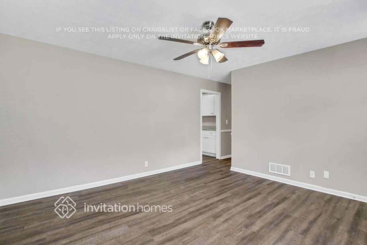 4380 Colony East Dr - Photo 7 of 26