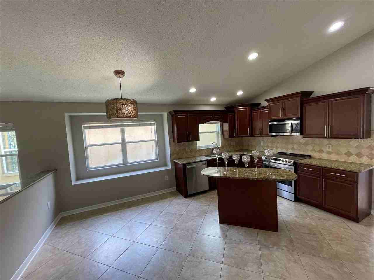 781 Seneca Meadows Rd - Photo 4 of 44