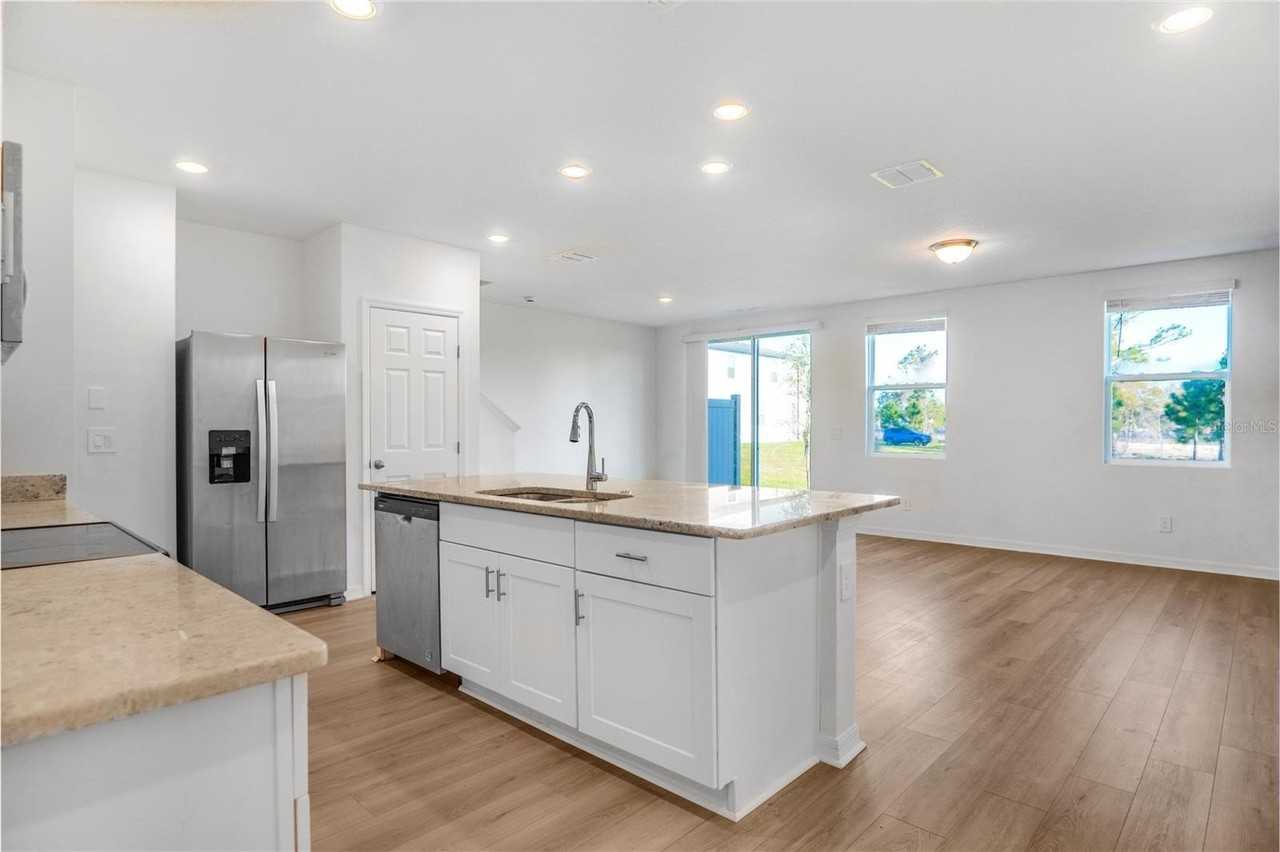 4319 Ranch House Rd - Photo 2 of 47