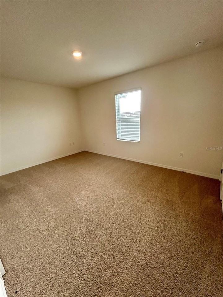 1535 Lumber Ave - Photo 7 of 21