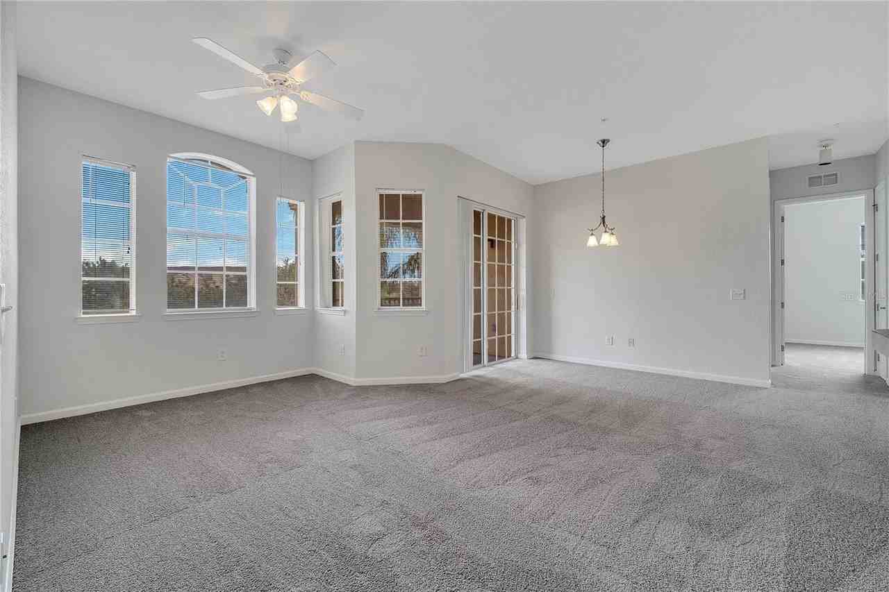 817 Terrace Ridge Cir #817 - Photo 2 of 31