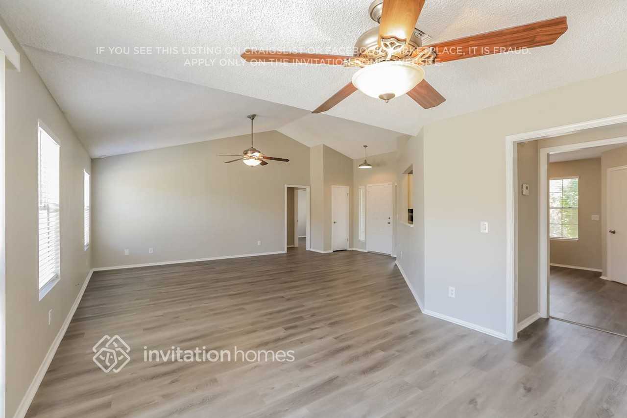 5930 E Elmwood St - Photo 3 of 16
