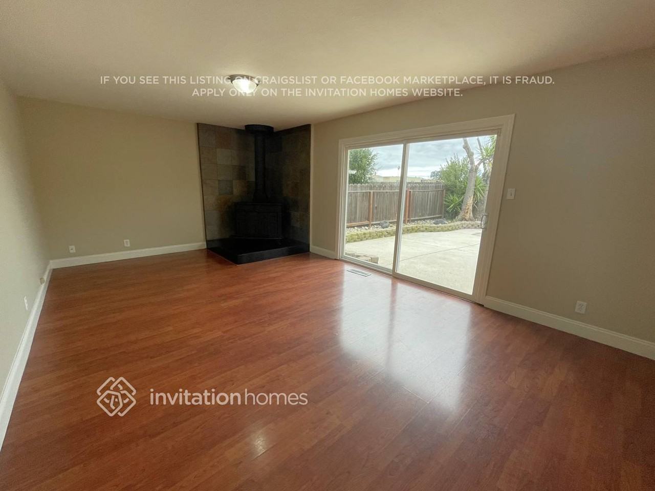 3343 Hacienda Way - Photo 4 of 21