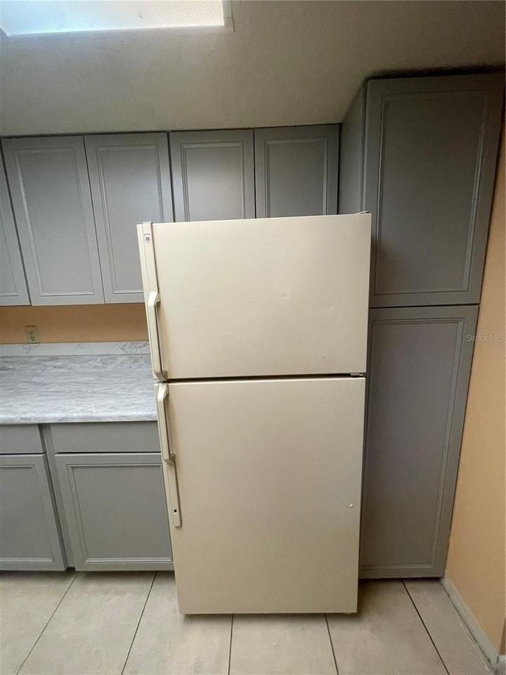 549 Fairways Dr #A - Photo 3 of 49