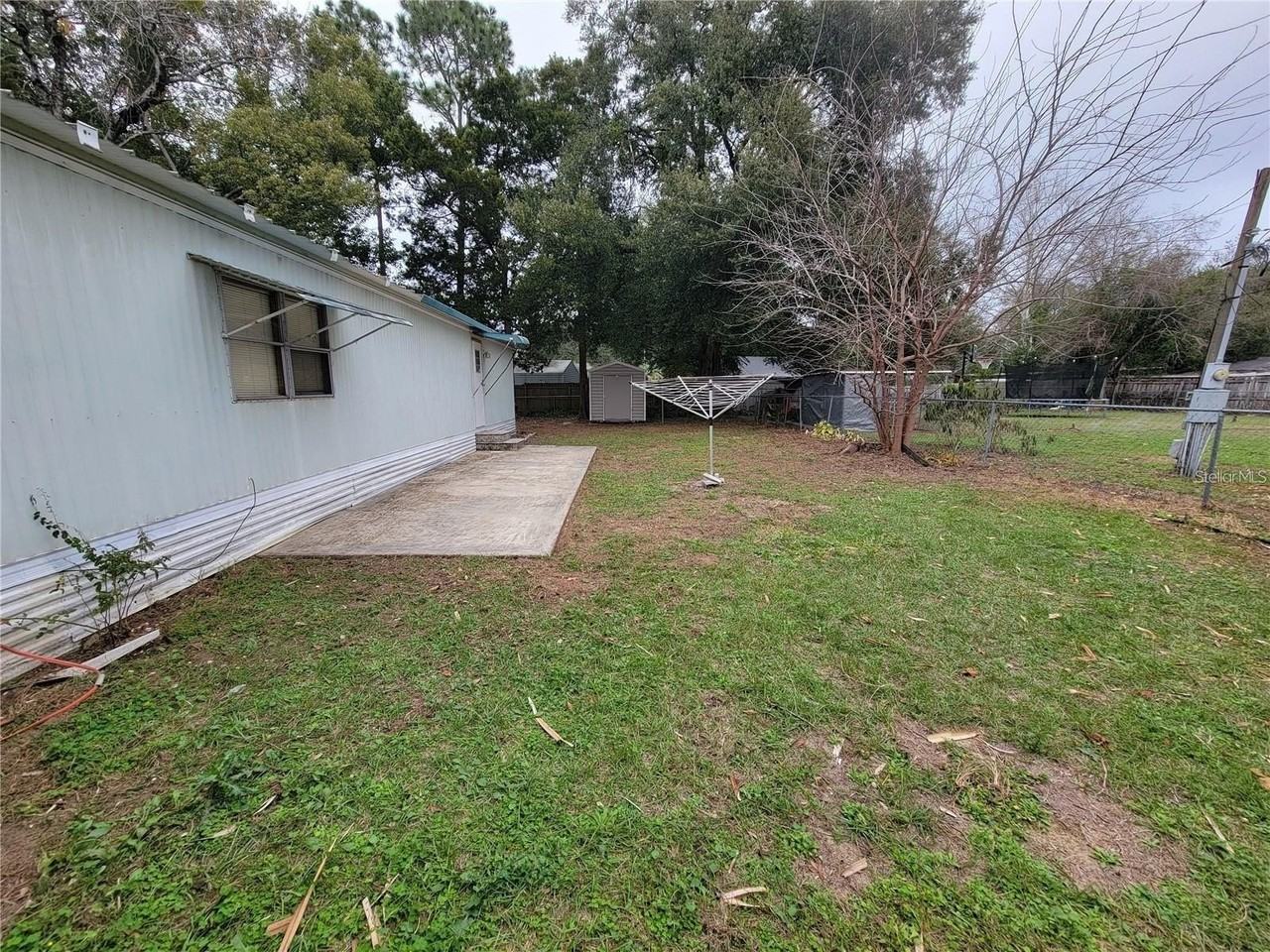 8957 Se 144th St - Photo 2 of 7