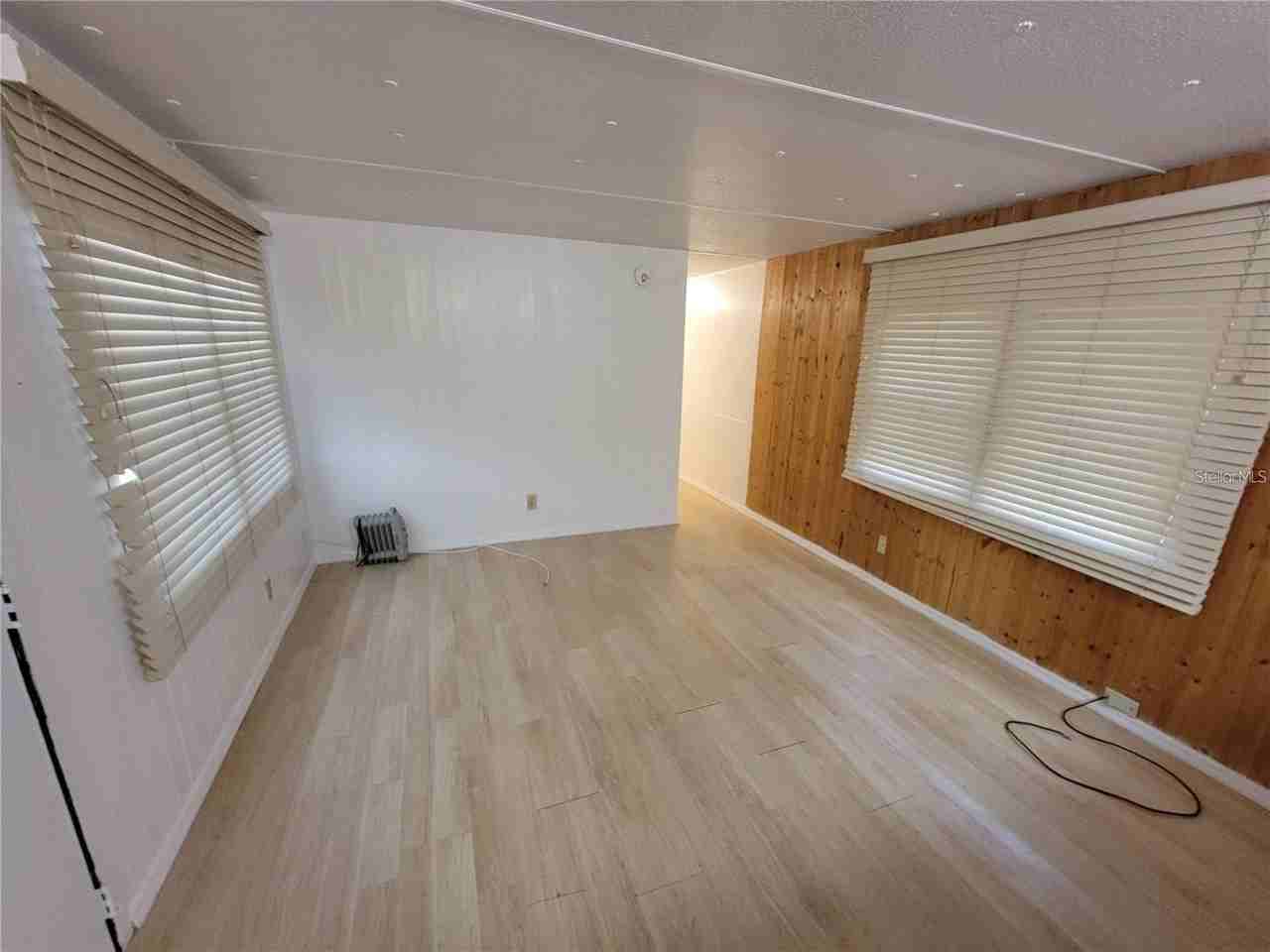 8957 Se 144th St - Photo 4 of 7