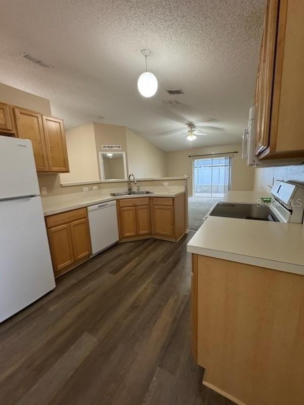 11706 Nimbus Ln - Photo 5 of 10