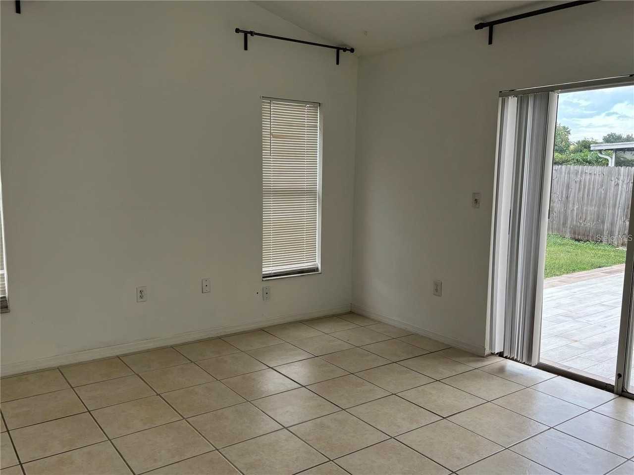 1767 Boxeney Dr - Photo 3 of 11