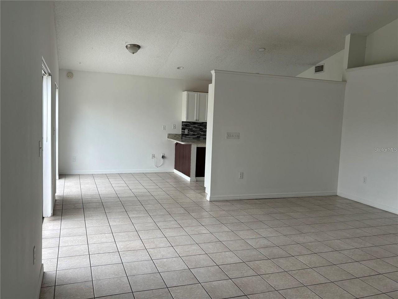 1767 Boxeney Dr - Photo 5 of 11