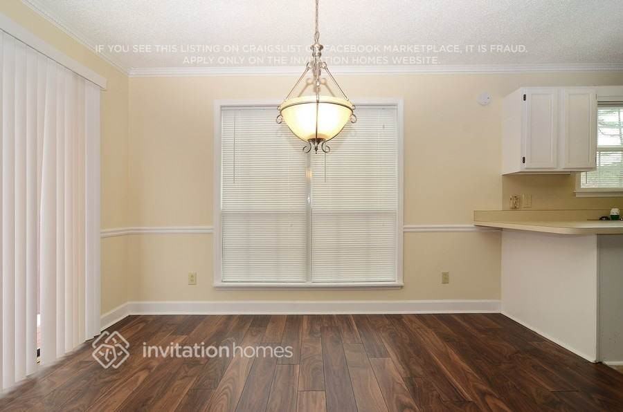 7855 Dogwood Way - Photo 4 of 13