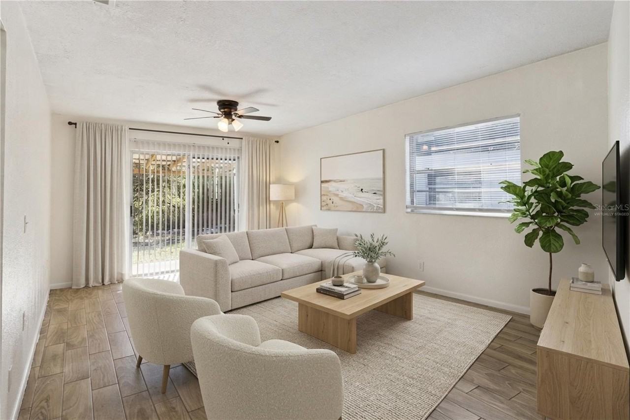 1336 Fairway Dr - Photo 4 of 21