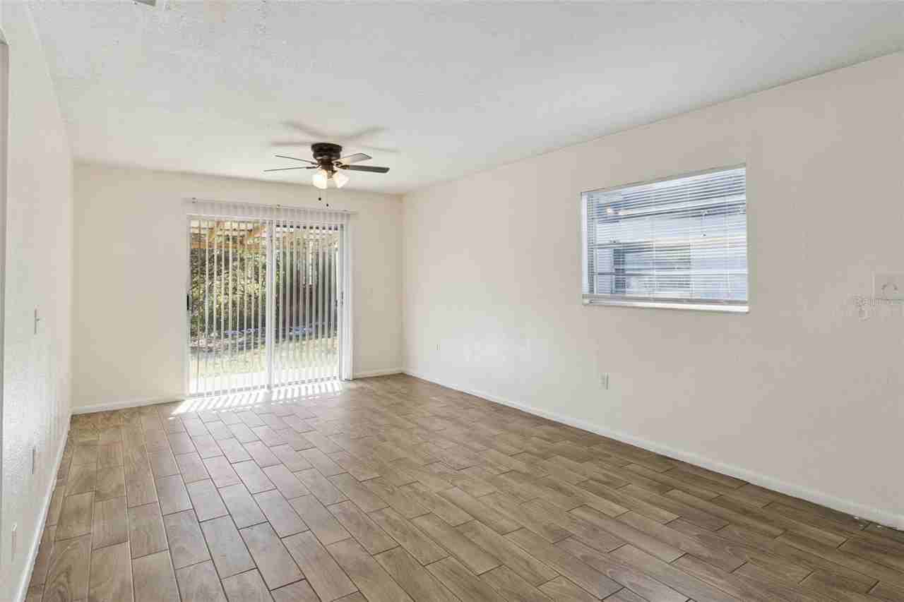 1336 Fairway Dr - Photo 5 of 21