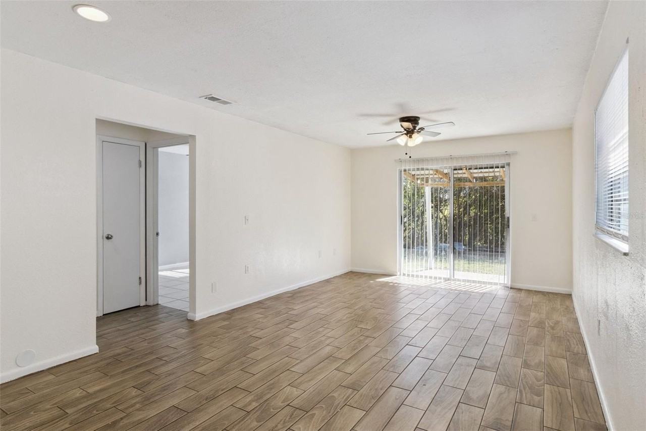 1336 Fairway Dr - Photo 7 of 21