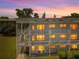 featured image of 2428 Columbia Dr #50