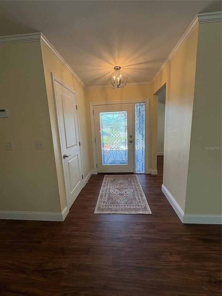 8434 Boxwood Dr - Photo 4 of 21