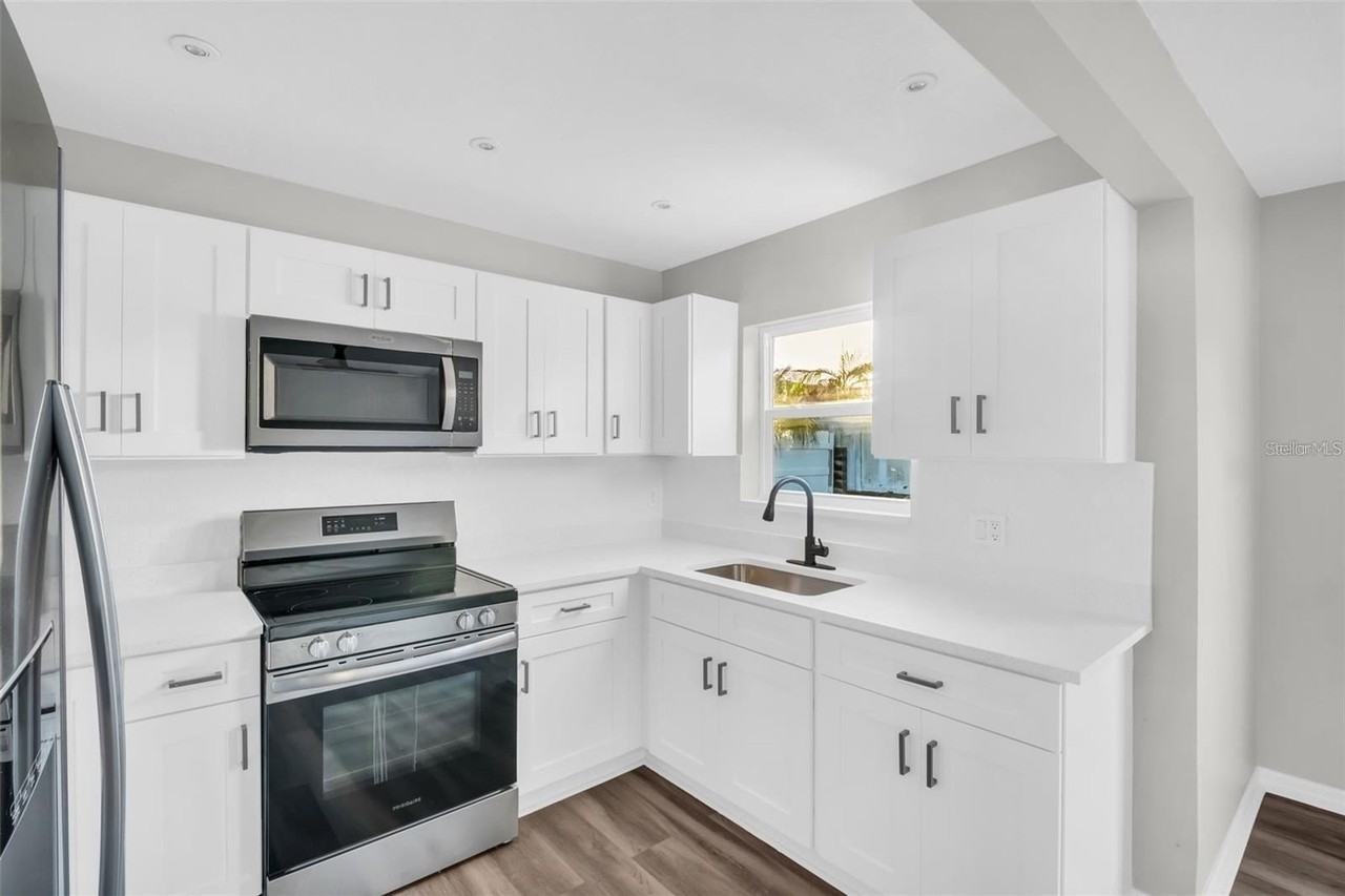 12392 Cumberland Dr - Photo 6 of 22