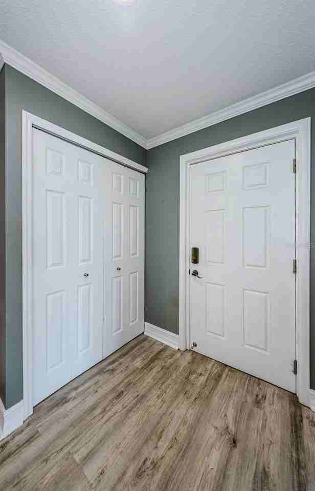 722 116th Ave N #2002 - Photo 5 of 38