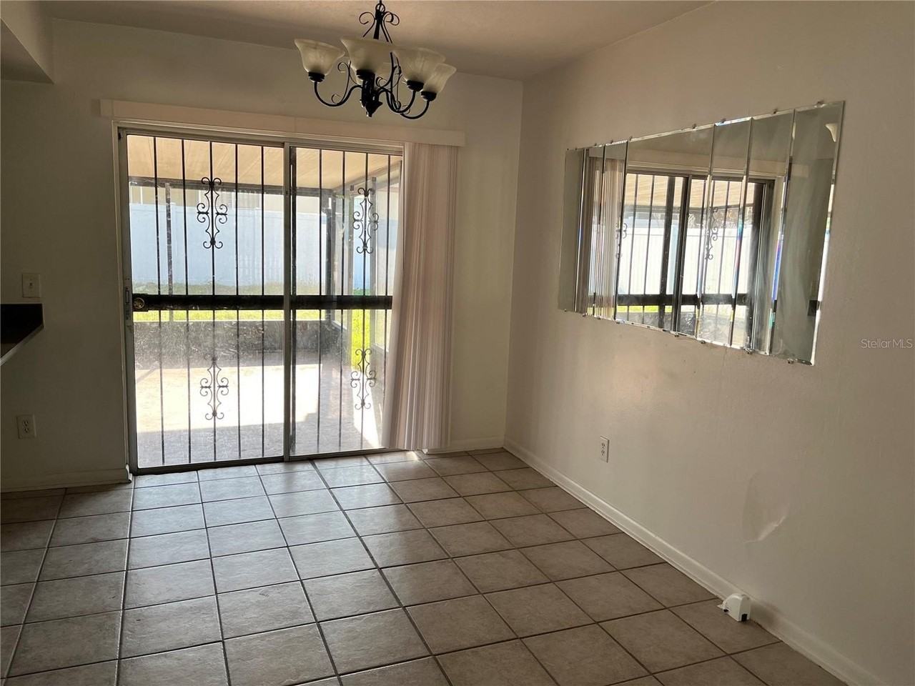 8301 Clermont St - Photo 5 of 25