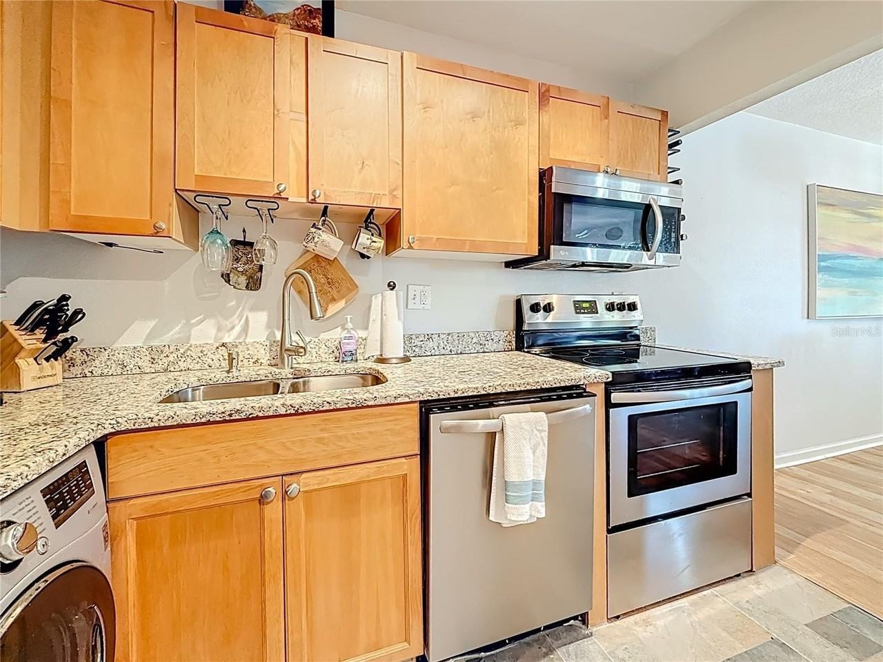 3893 Pompano Dr Se #C - Photo 5 of 21