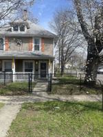 featured image of 93 S 5th Ave