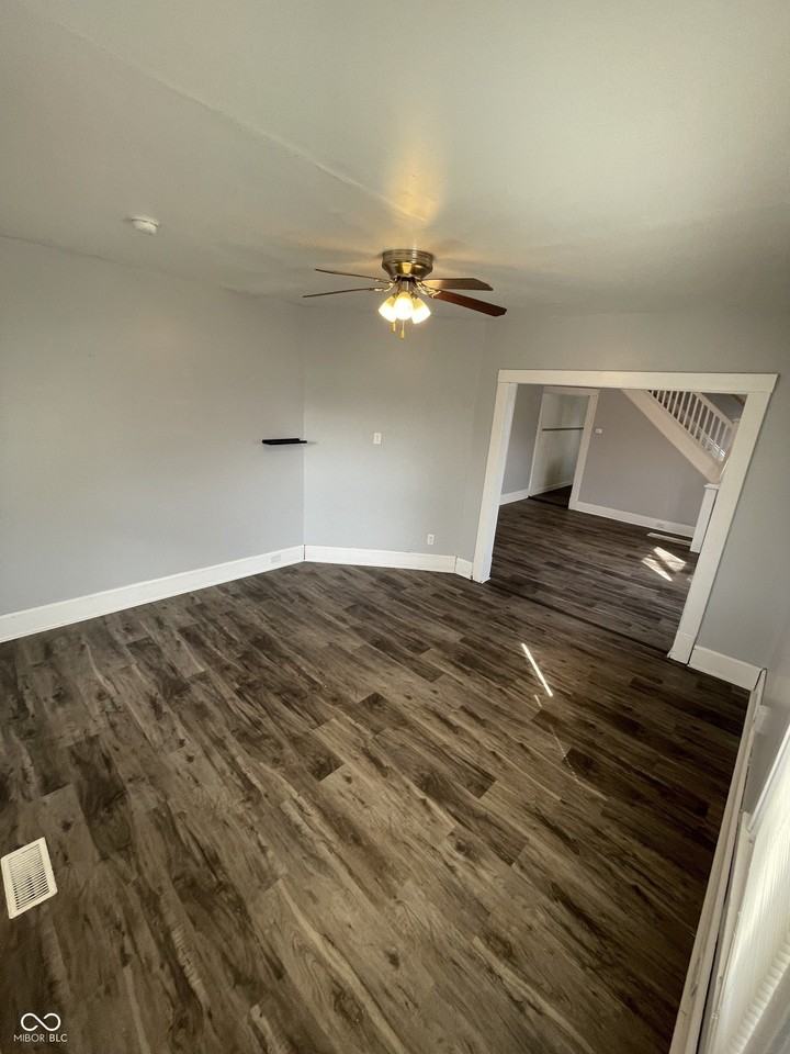 93 S 5th Ave - Photo 2 of 16