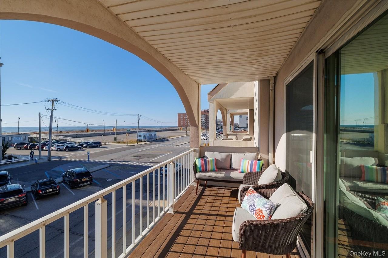 277 W Broadway - Photo 5 of 40