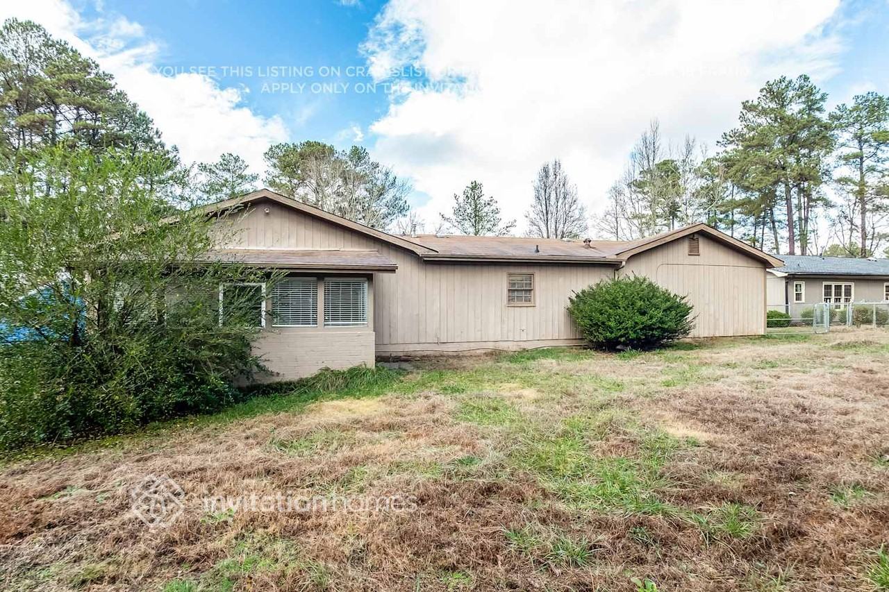 1694 Webb Gin House Rd - Photo 3 of 4